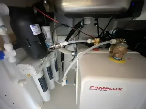 Hot water tank and water filtration system. 30+ gal potable tank.